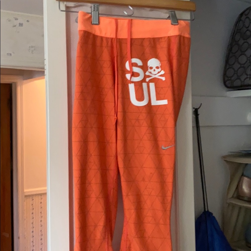 Soul cycle by Nike Capri